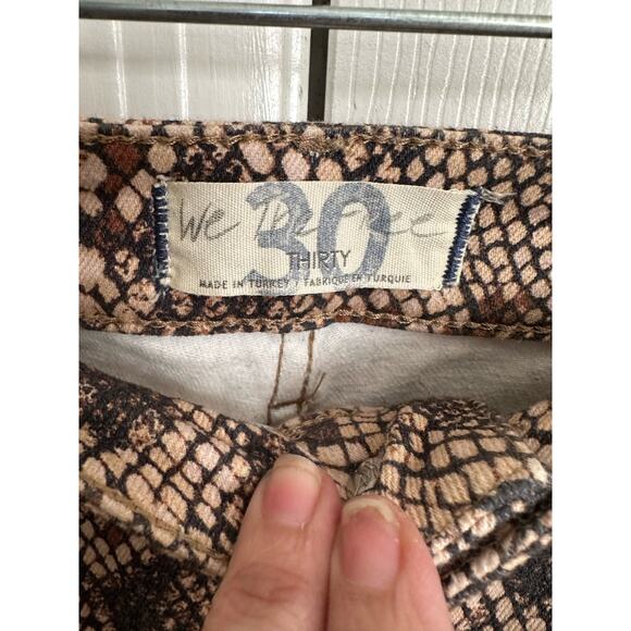 Free People Two Faced Snakeskin Denim EUC 30 We‎ the Free - Picture 3 of 7
